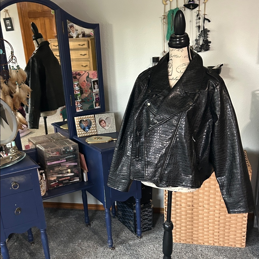 Modcloth Black Faux Alligator Pleather Jacket